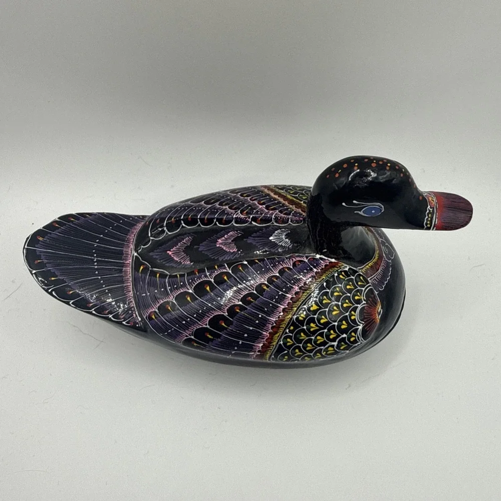 Wooden Ships black lacquer
