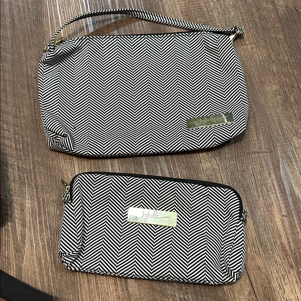 Jujube Backpack Diaper Bag Black & Gold‎ with 2 pouches