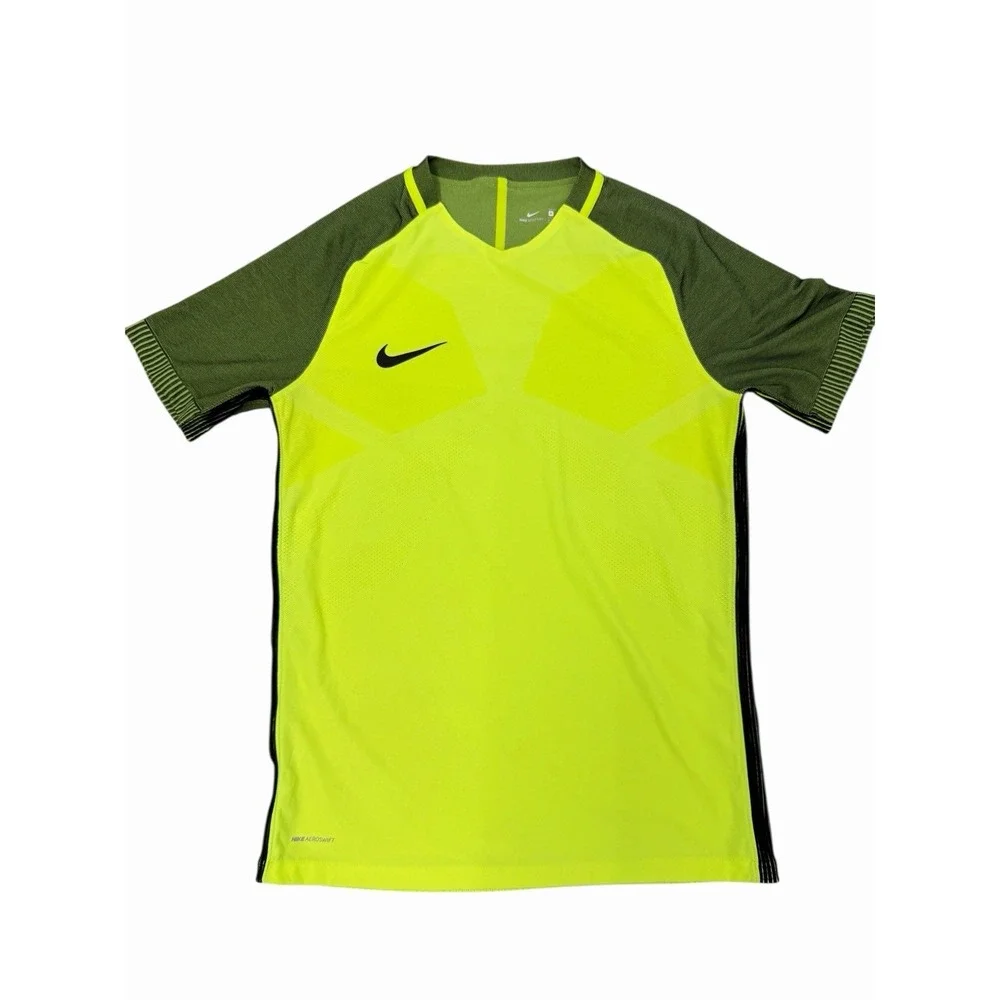 Nike Aeroswift Strike SS‎ Soccer Training Shirt - 725868-702 - Volt - Medium