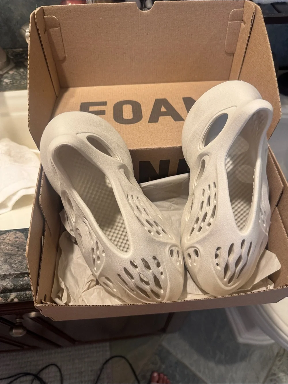 Yeezy slip kids