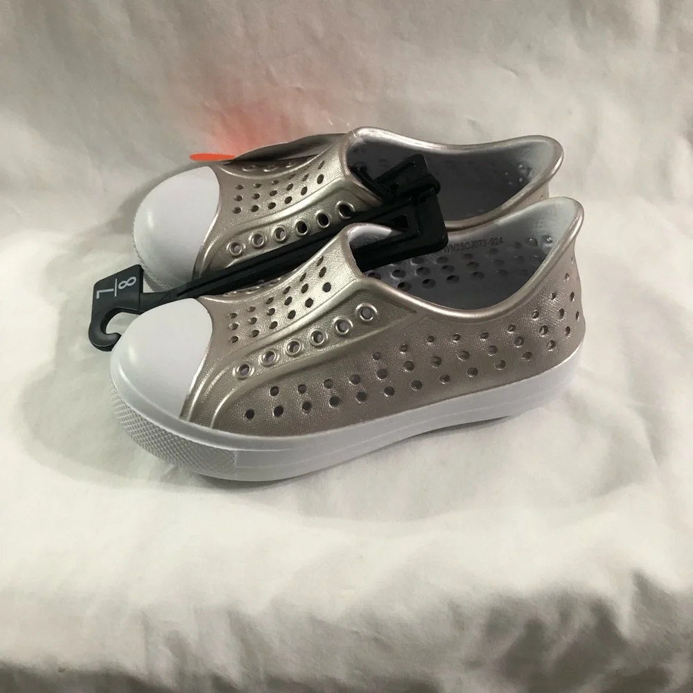 wonder nation slip water