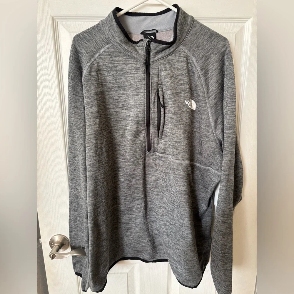 The North Face Men's Dark‎ Gray Pullover Sweatshirt