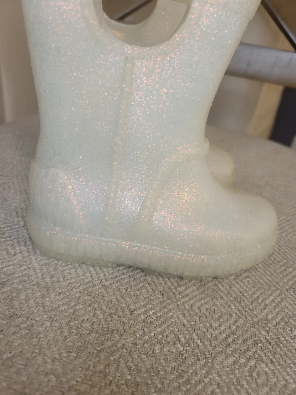 UGG cream glitter
