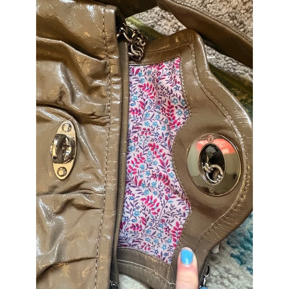 Marc by Marc Jacobs Totally Turnlock Leather‎ Chain hobo Shoulder Bag Brown