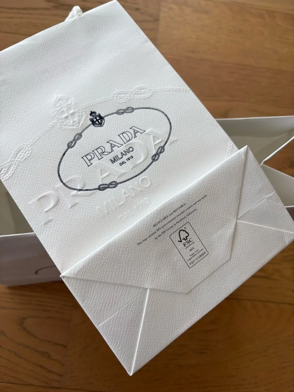 Prada pair paper