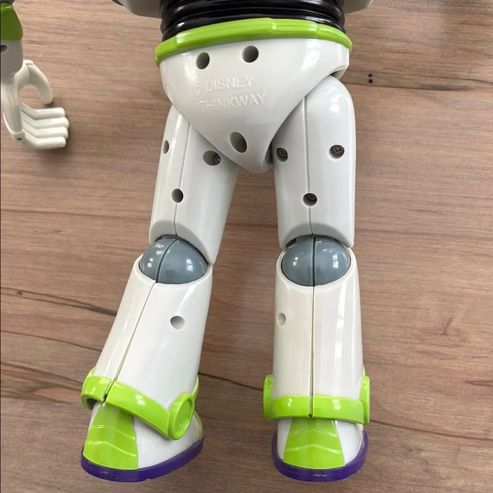 Disney embark intergalactic