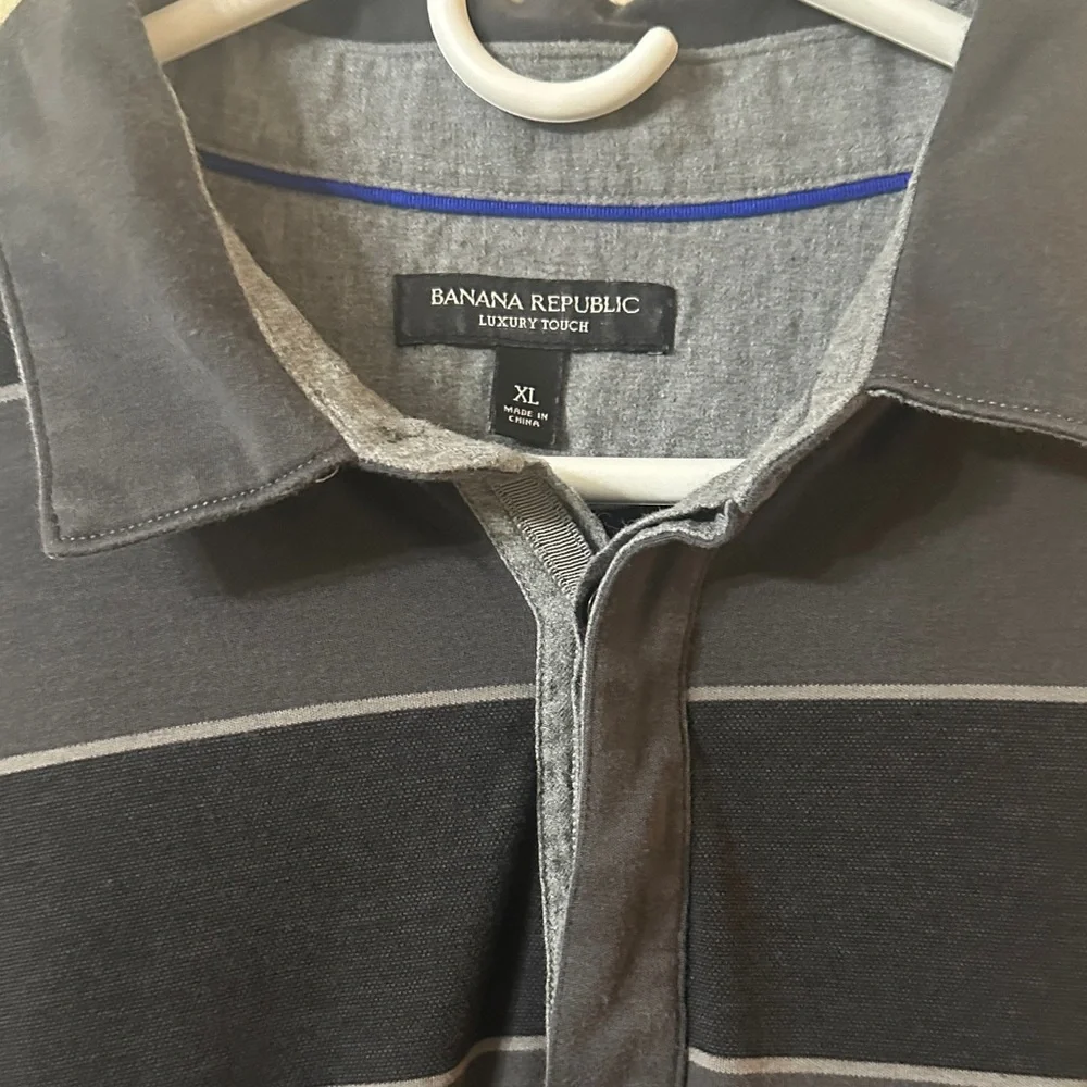 Banana Republic casual button