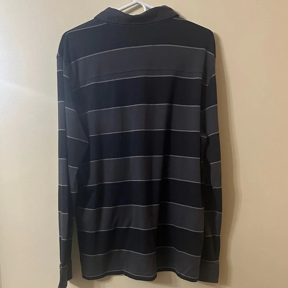 Banana Republic casual button