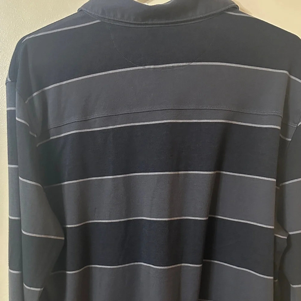 Banana Republic casual button