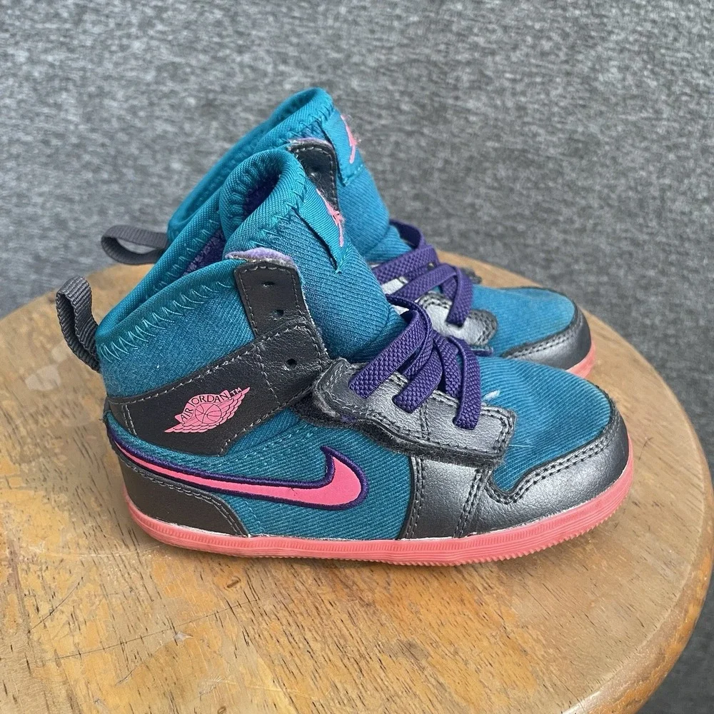 Nike good used