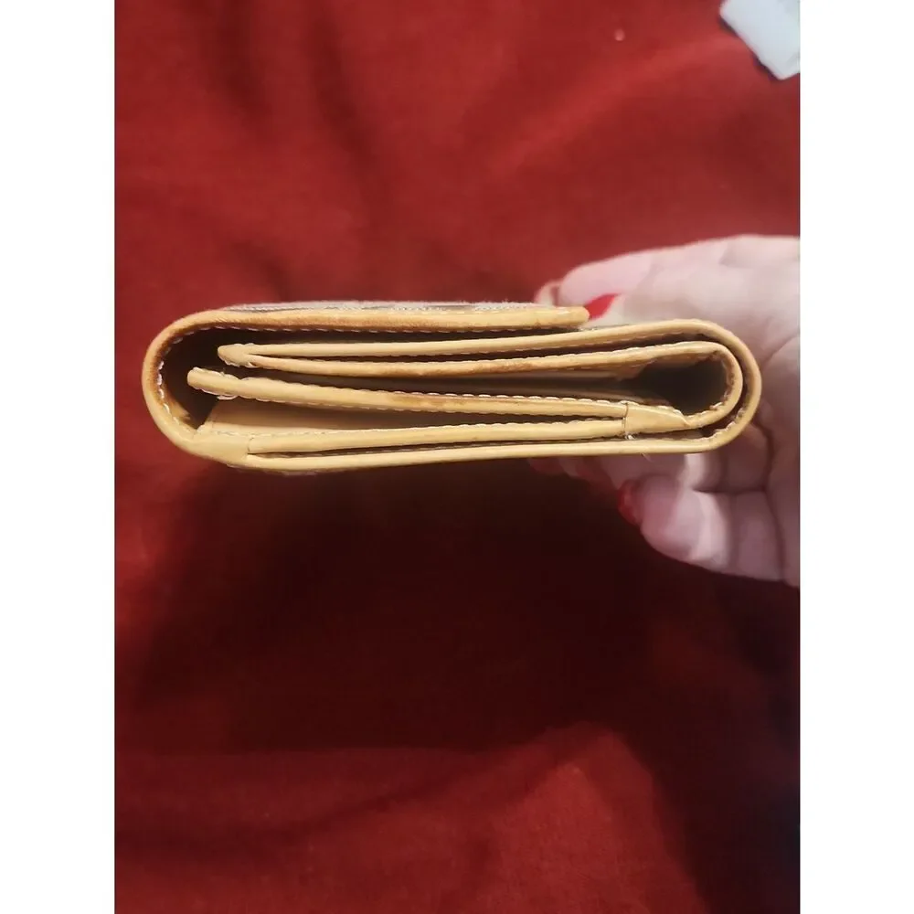 Coach genuine trifold