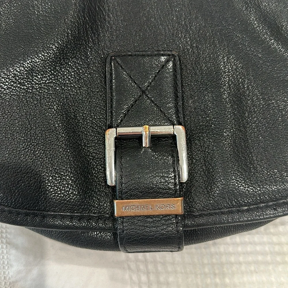 Michael Kors 9” 8”
