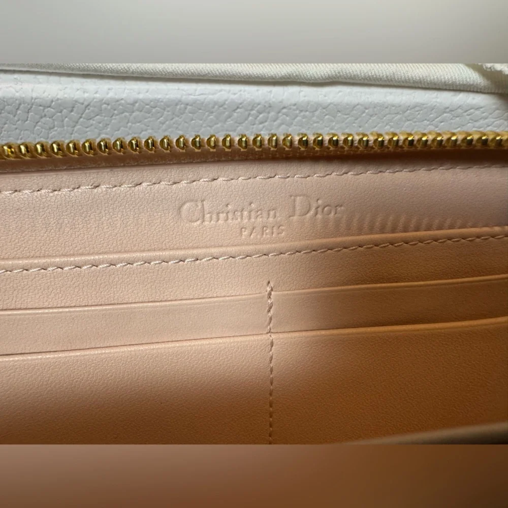 Dior elegant zip