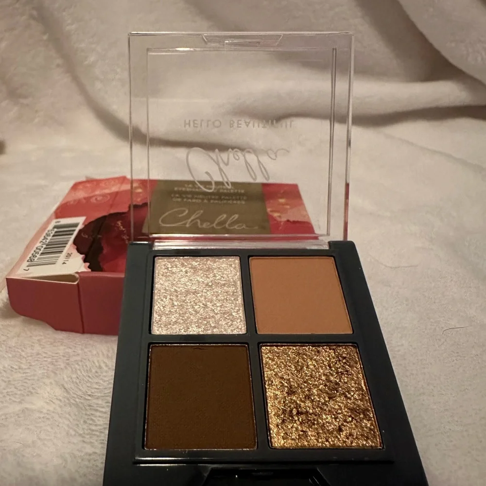 Chella brow look contains