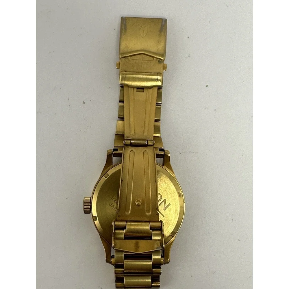 Nixon it showing