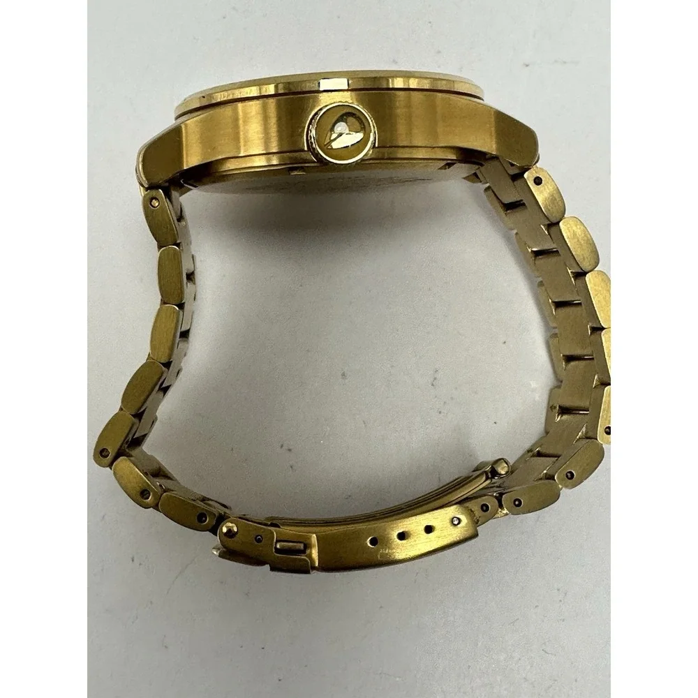 Nixon it showing