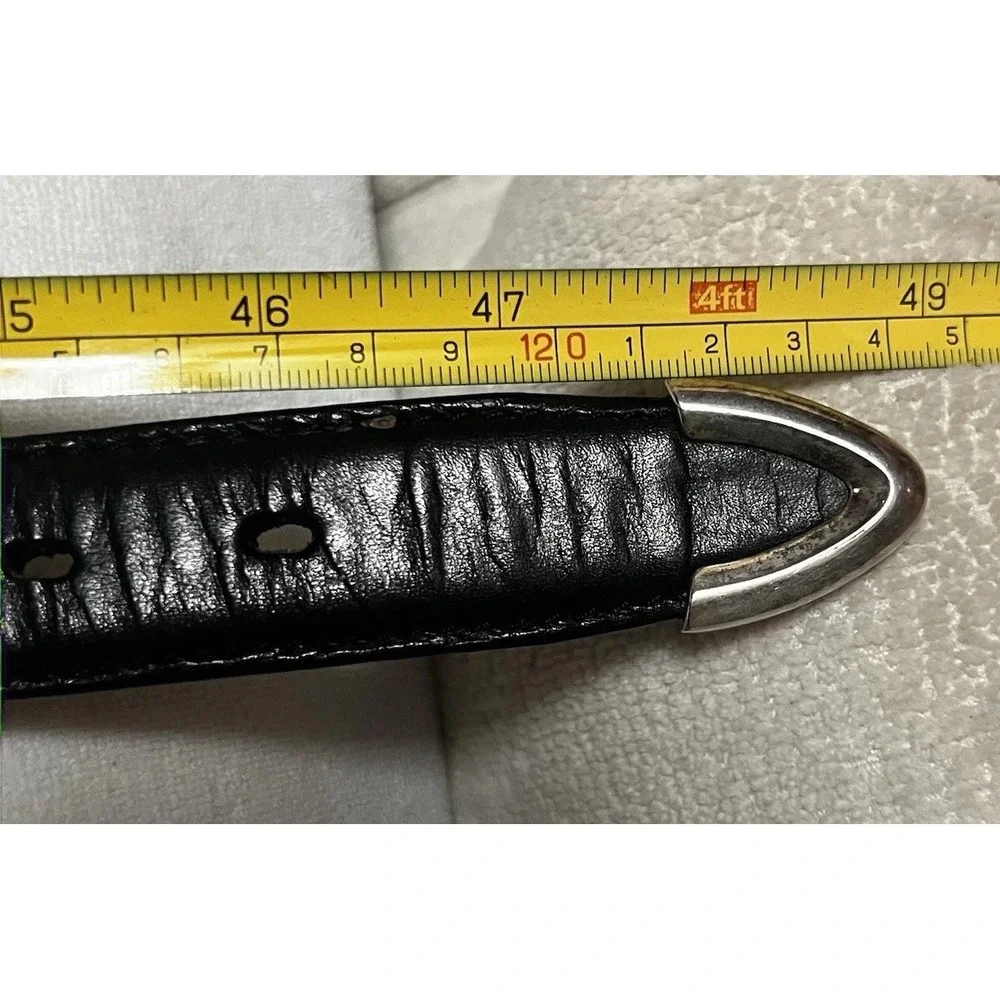 The Unbranded Brand silver looking