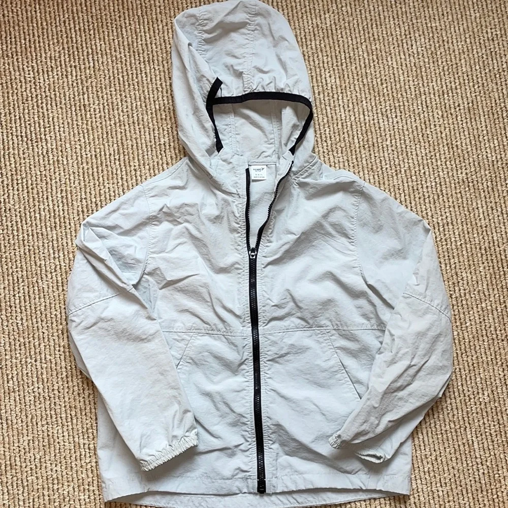 Old Navy Active water repellant unlined jacket size small 6-7 boys