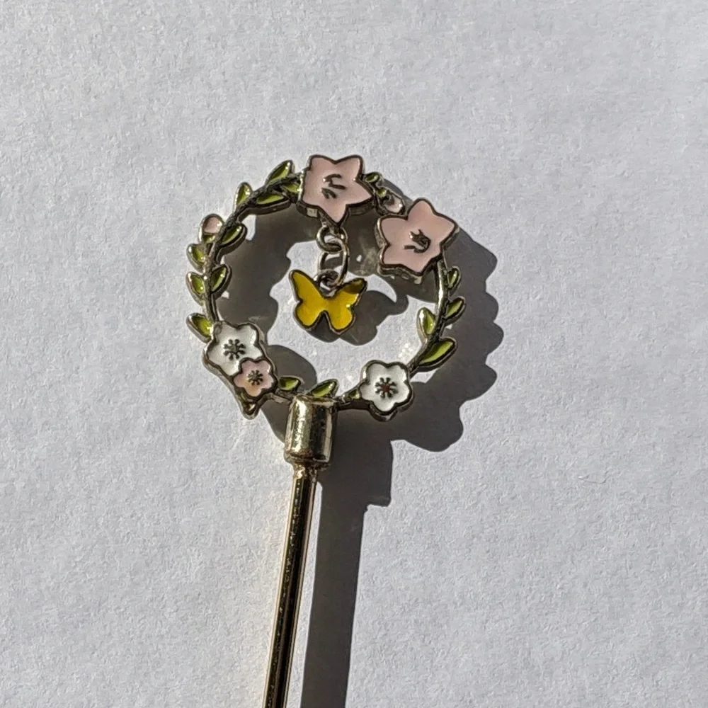 Hand Crafted elegant gold
