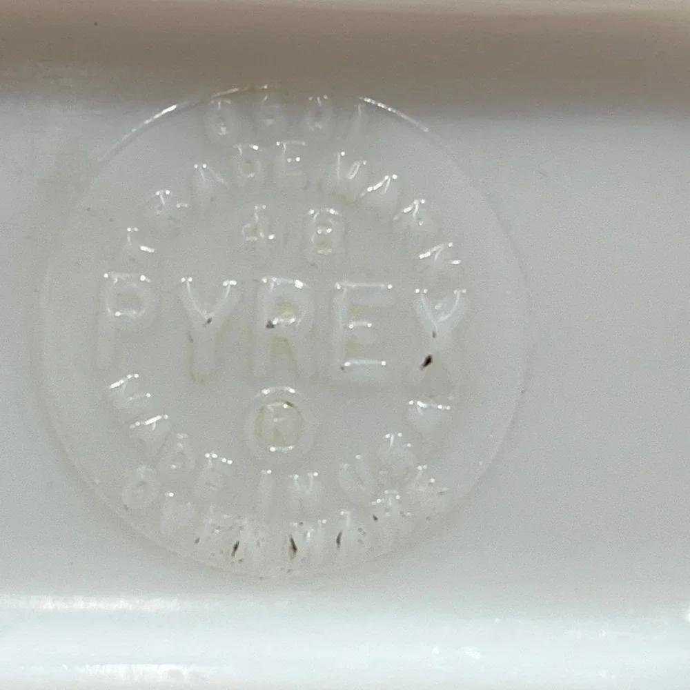 Pyrex vintage refrigerator