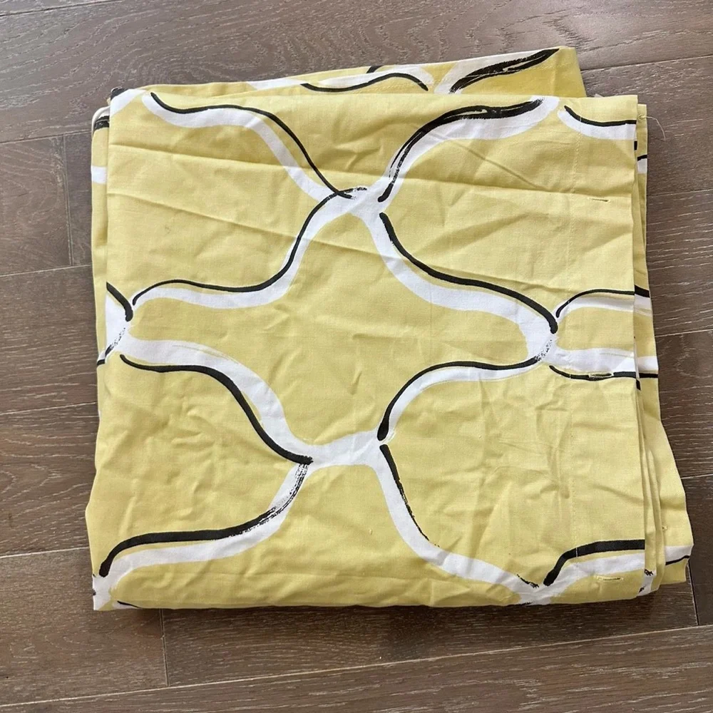 West elm 100% cotton fabric shower curtain - Citron Ogee yellow - single panel