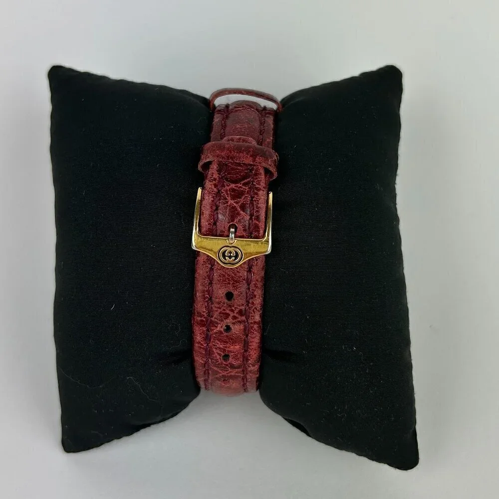 Gucci 2600m vintage