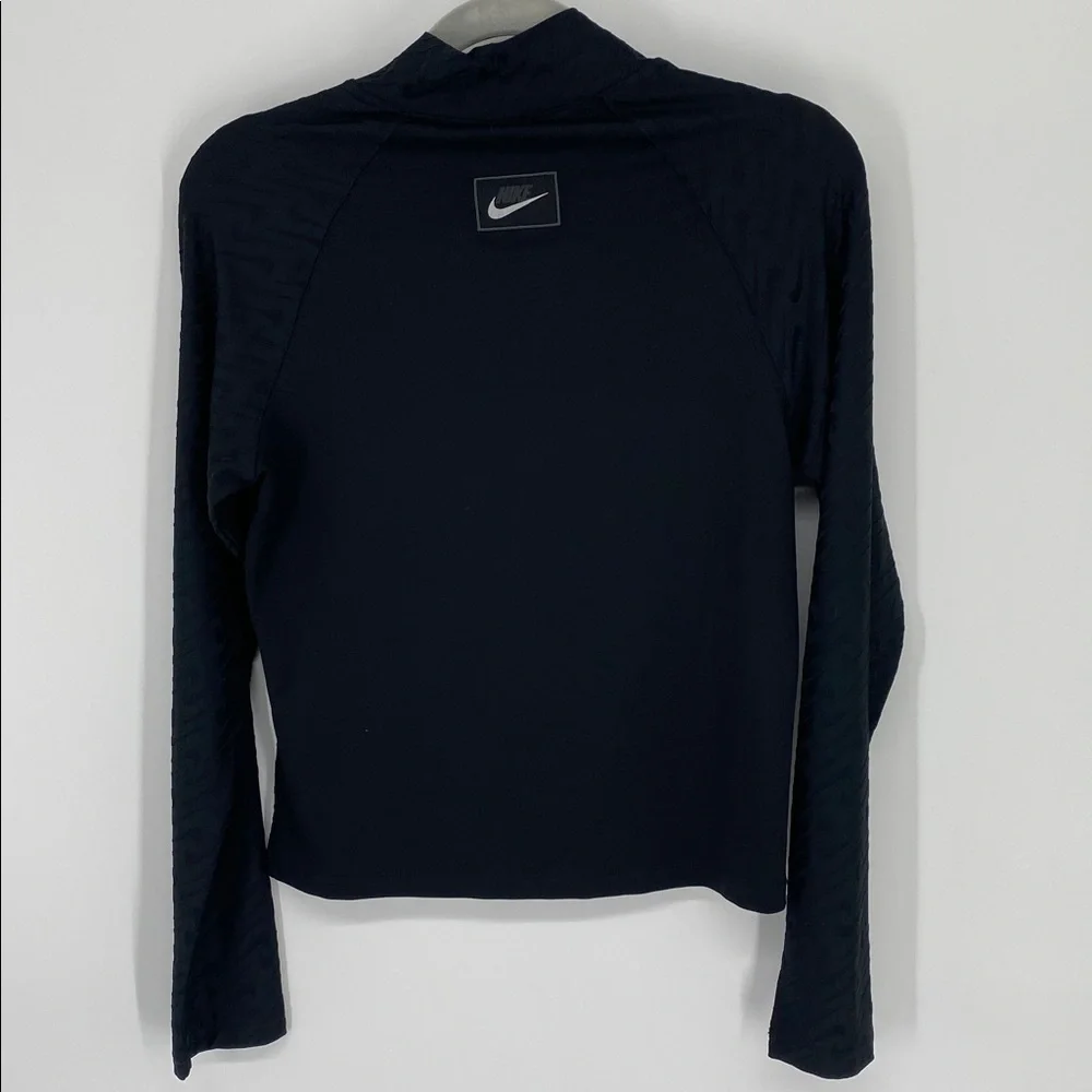 Nike stylish black