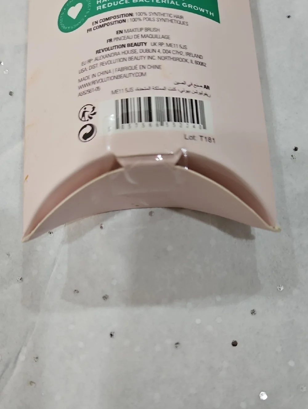 NWT Revolution Pink & Rose Gold Fan Highlighting Brush R24