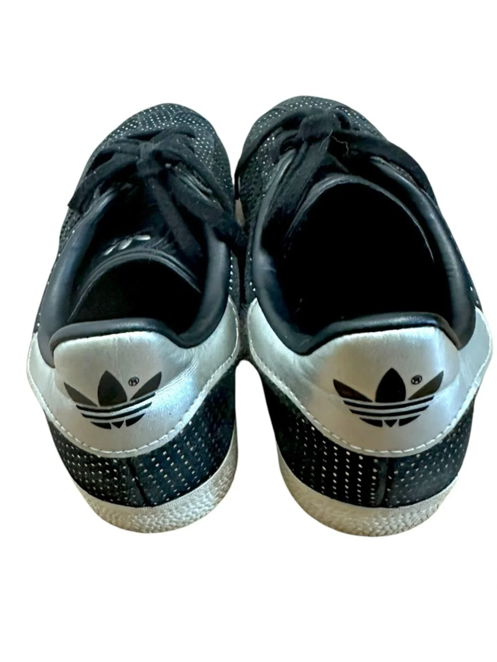 adidas gazelle core