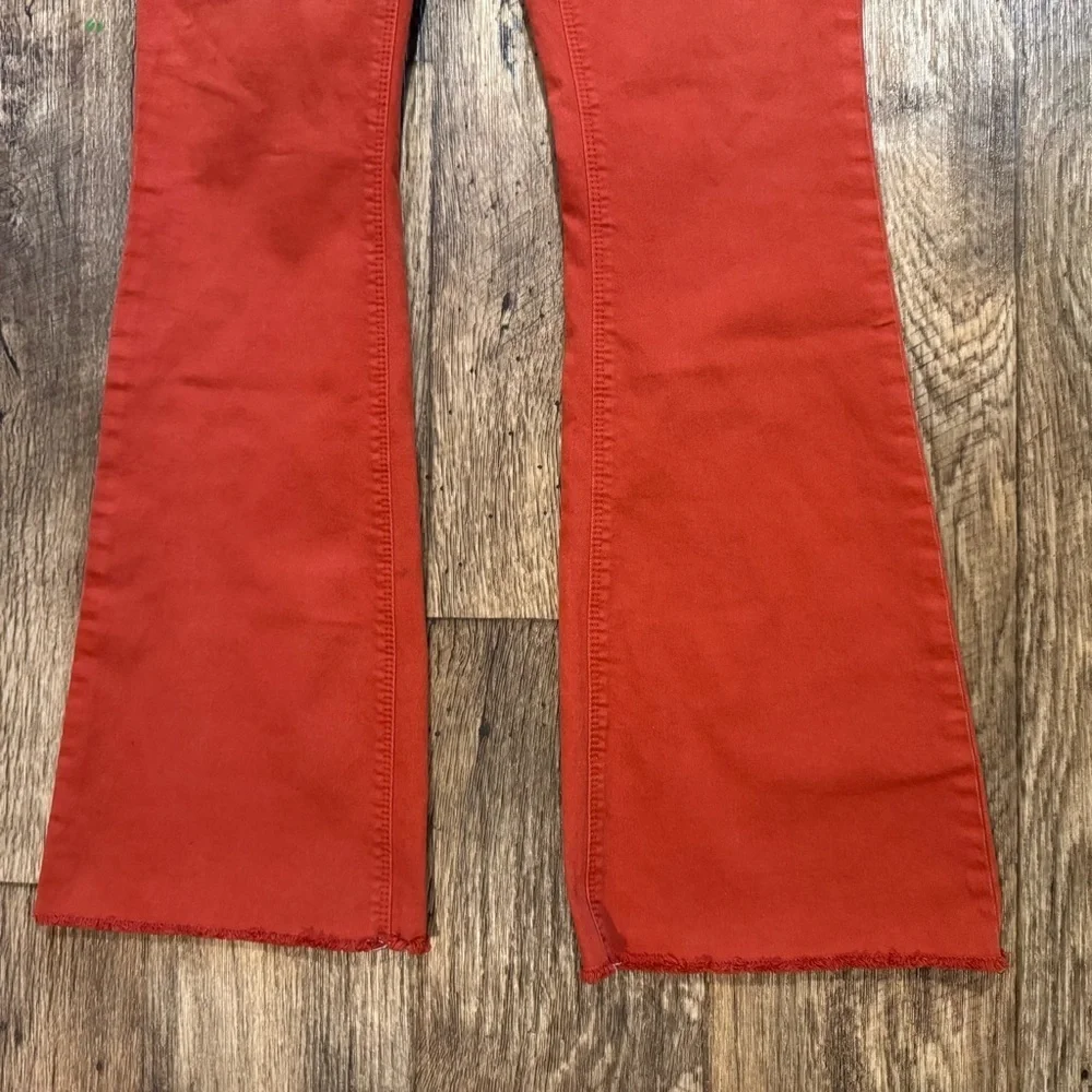 A Loves A free length