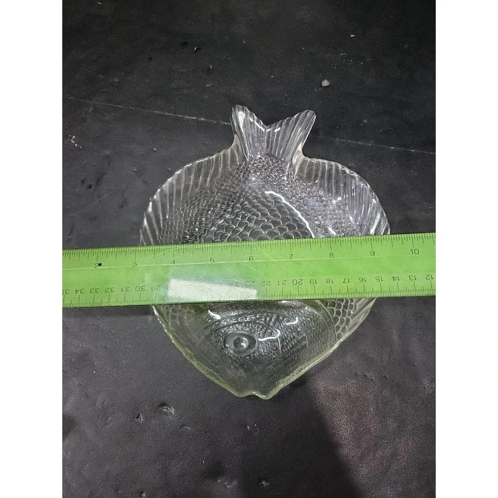 Arcoroc Clear Fish Salad Plates,‎ Set of 2, Embossed Pressed Glass, Tableware