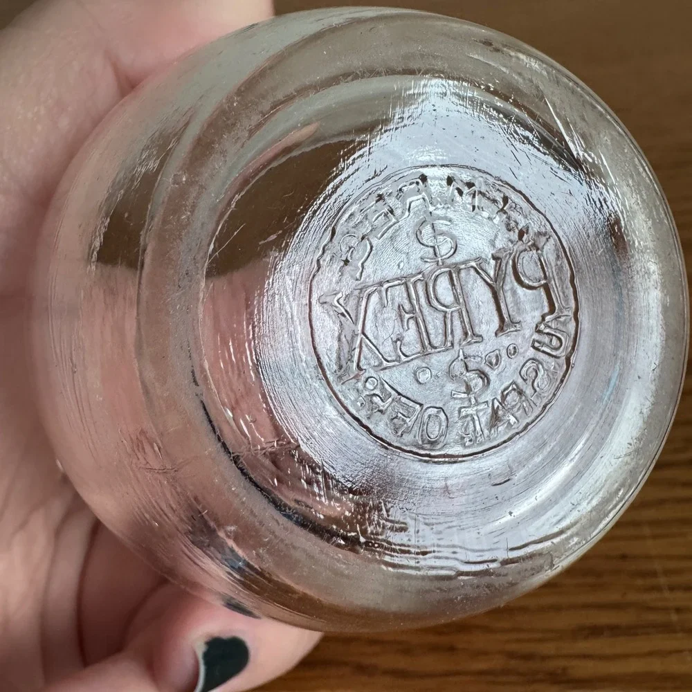Pyrex glass ramekins