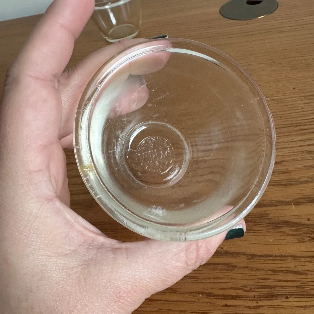 Pyrex glass ramekins