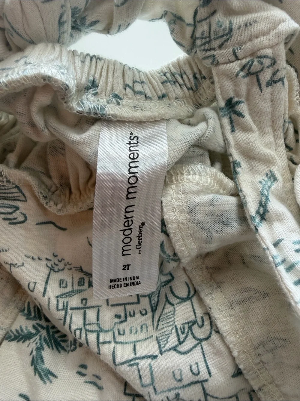 Modern Moments soft cream