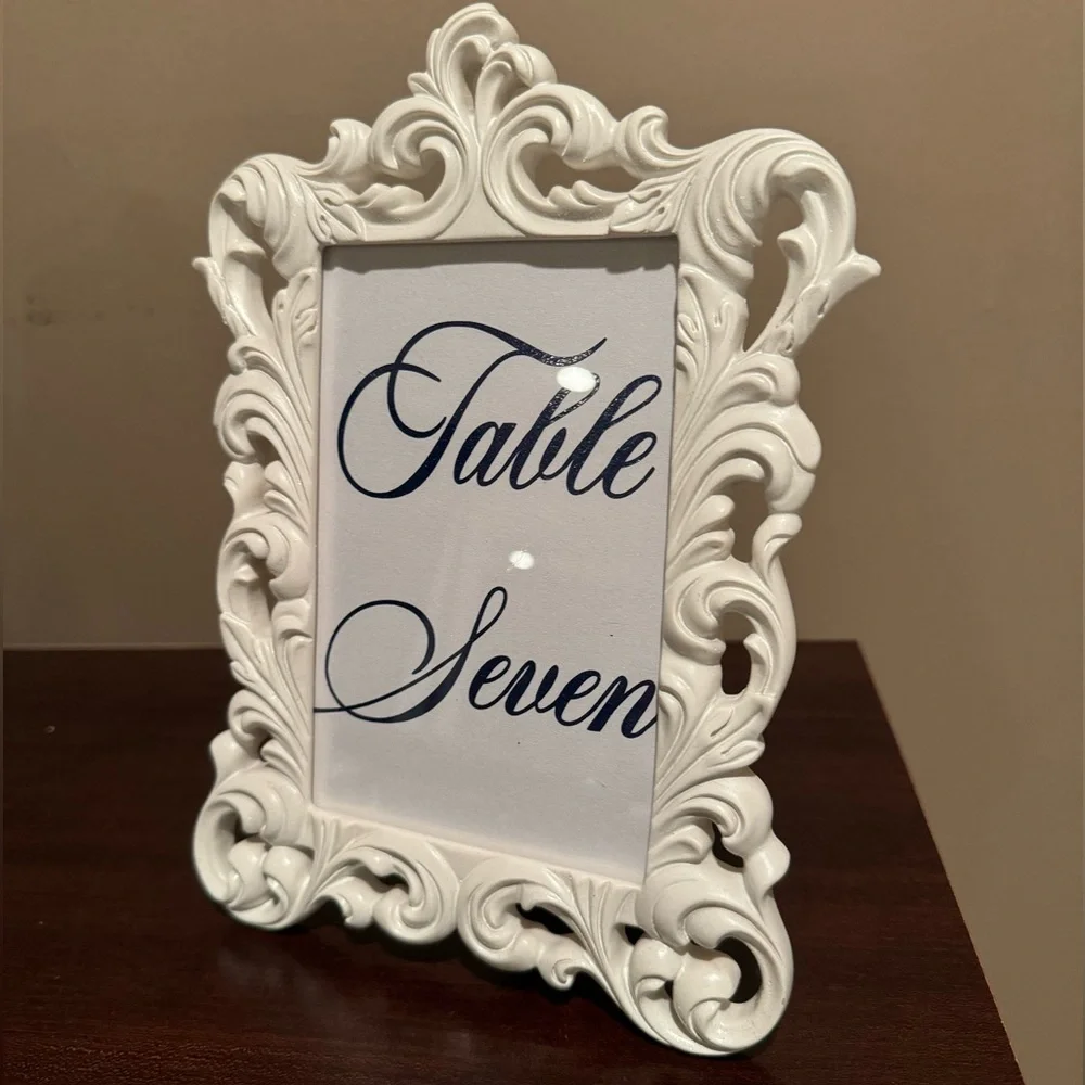 Baroque Design Picture Frame