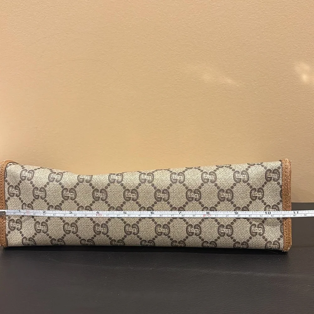 Gucci Supreme Plus Vintage Toiletry Pouch