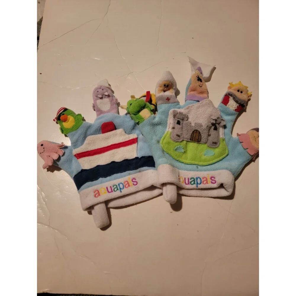 Lot Of 2 Baby Hand Puppets Wash Cloth Characters Bath Aqua Pals