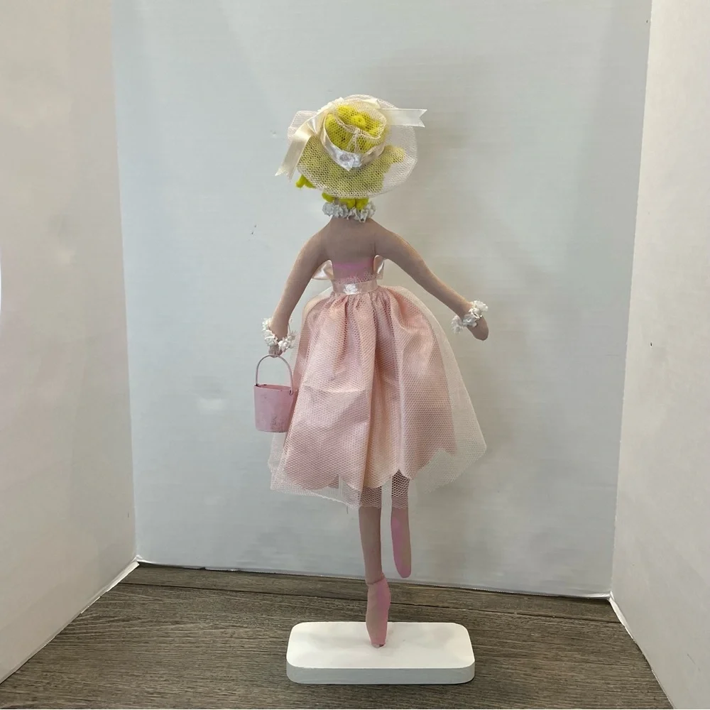 N/A cloth whimsy wood