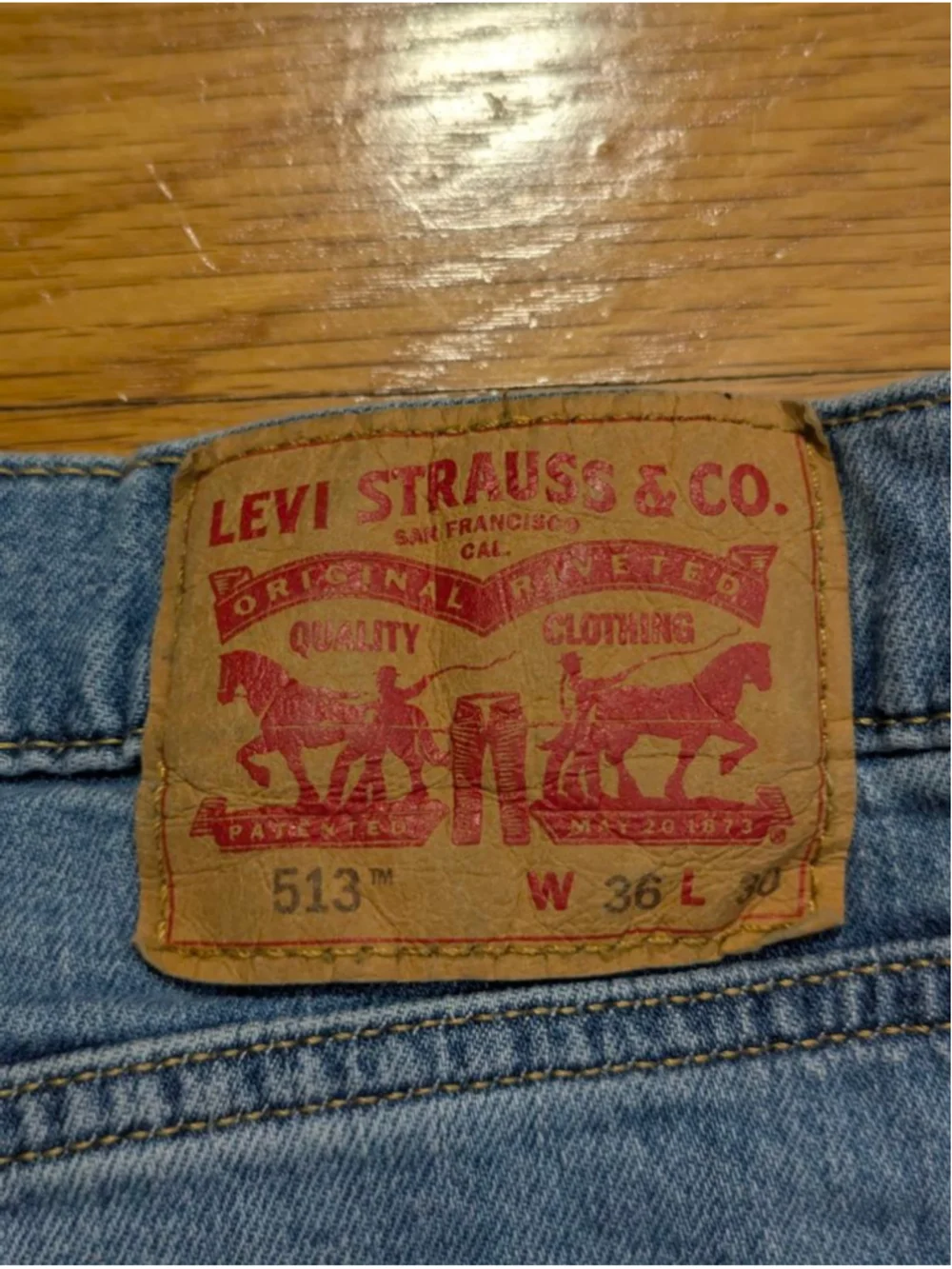 Levis levi 513