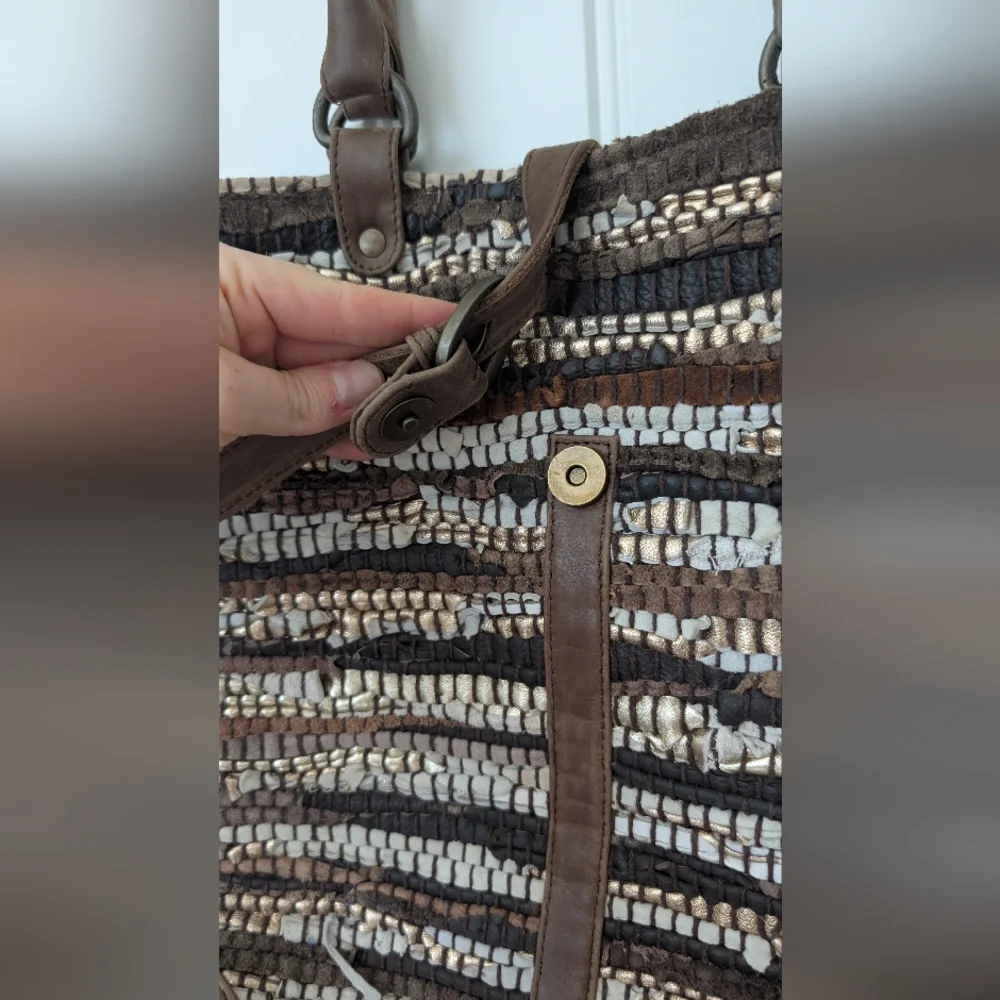 Chindi Rug Bag‎ Tote In Brown Metallic