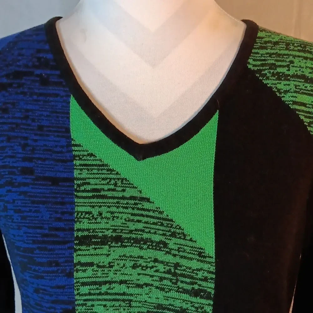 Cable & Gauge V-neck Sweater