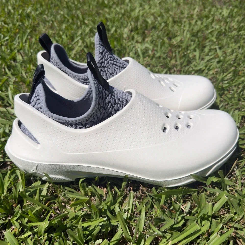 Jordan casual futuristic inner