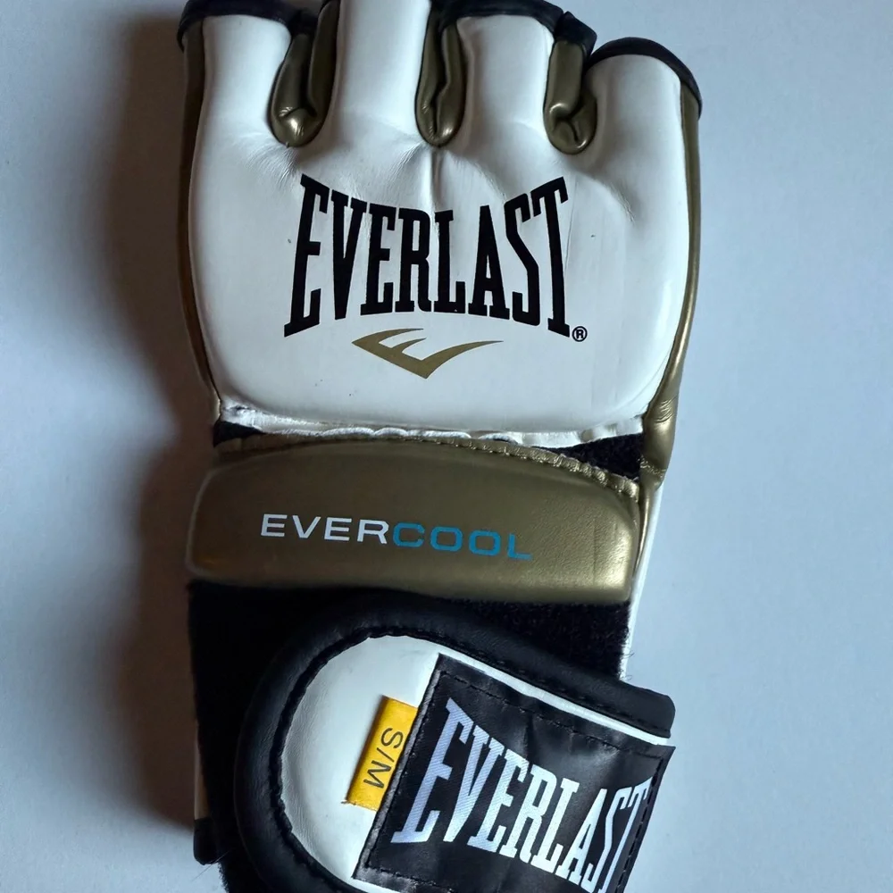 Everlast Multi-Purpose Training Gloves in Gold and White‎
