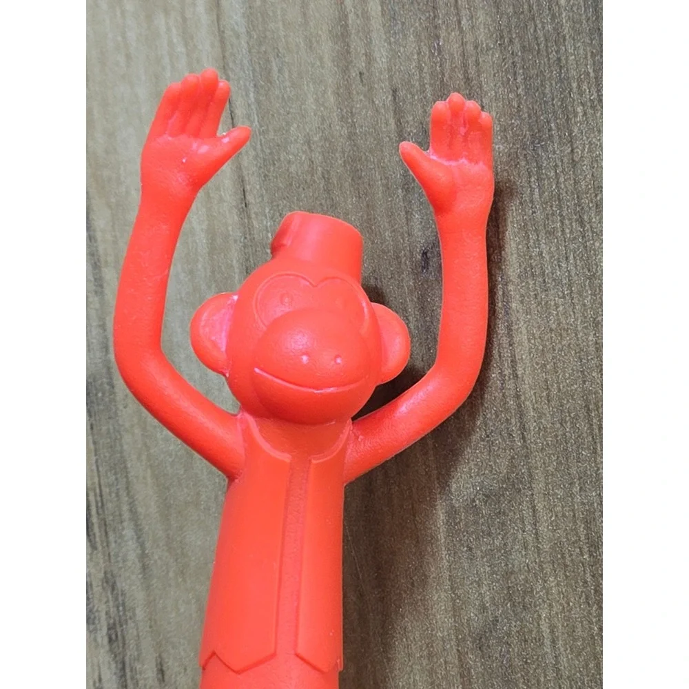 Fred & Friends PIZZA PEDDLER Monkey Unicycle Pizza Wheel