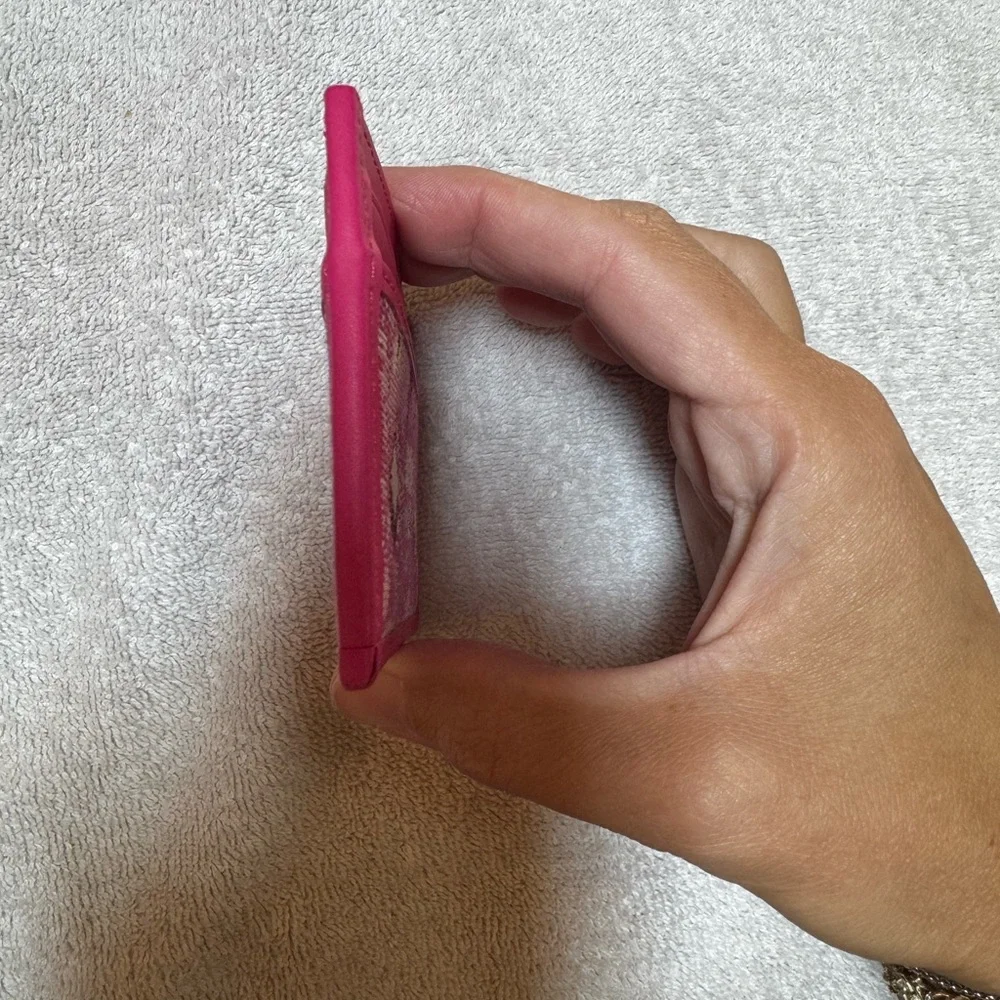 MCM pink white