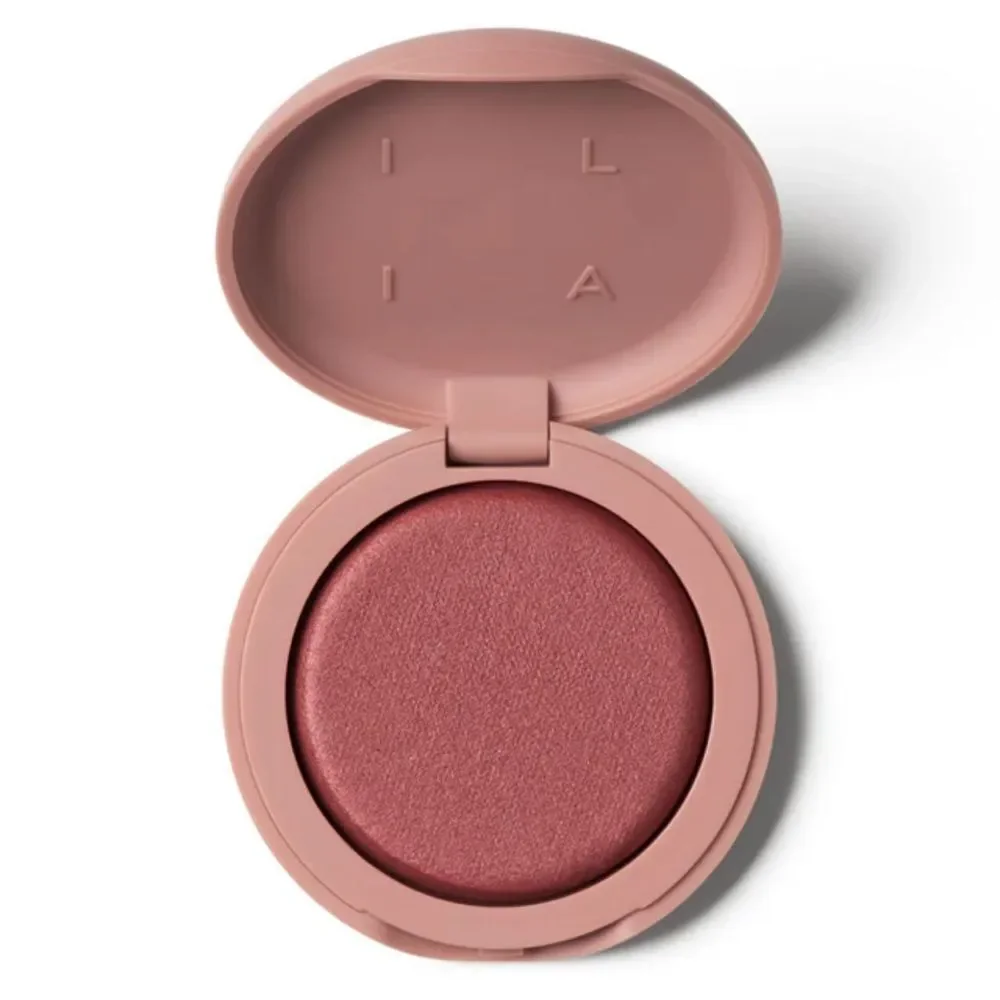 ILIA Soft Focus Blurring Blush - Talc-Free Powder Blush Color is Wonder