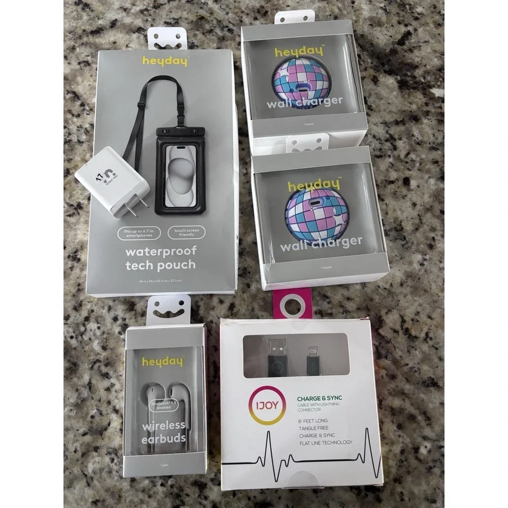 Miscellaneous‎ Bundle Cell Phone, Accessories, Chargers, Buds Cover. New. 3770
