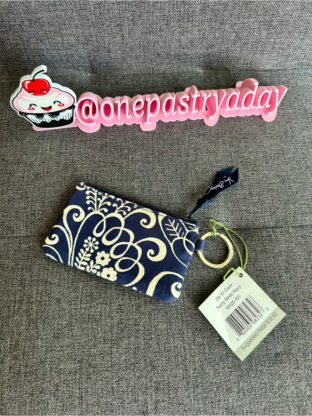 Vera Bradley navy white