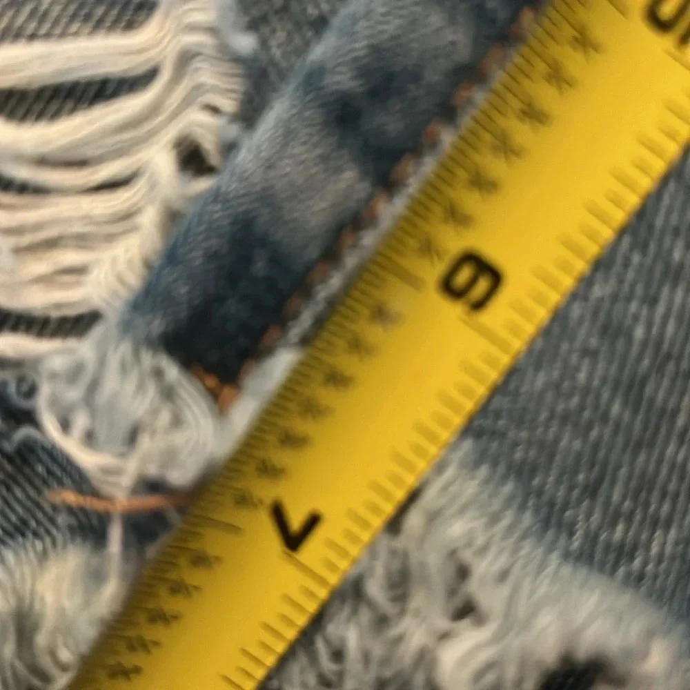 Fashion Nova Flaunting It Baggy Ripped Denim Bermuda Shorts Size 11