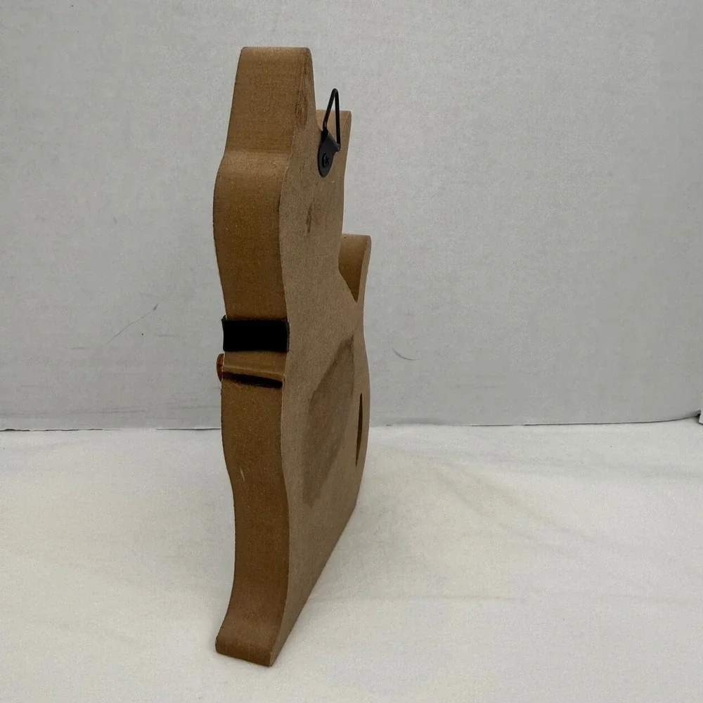 N/A charming wooden
